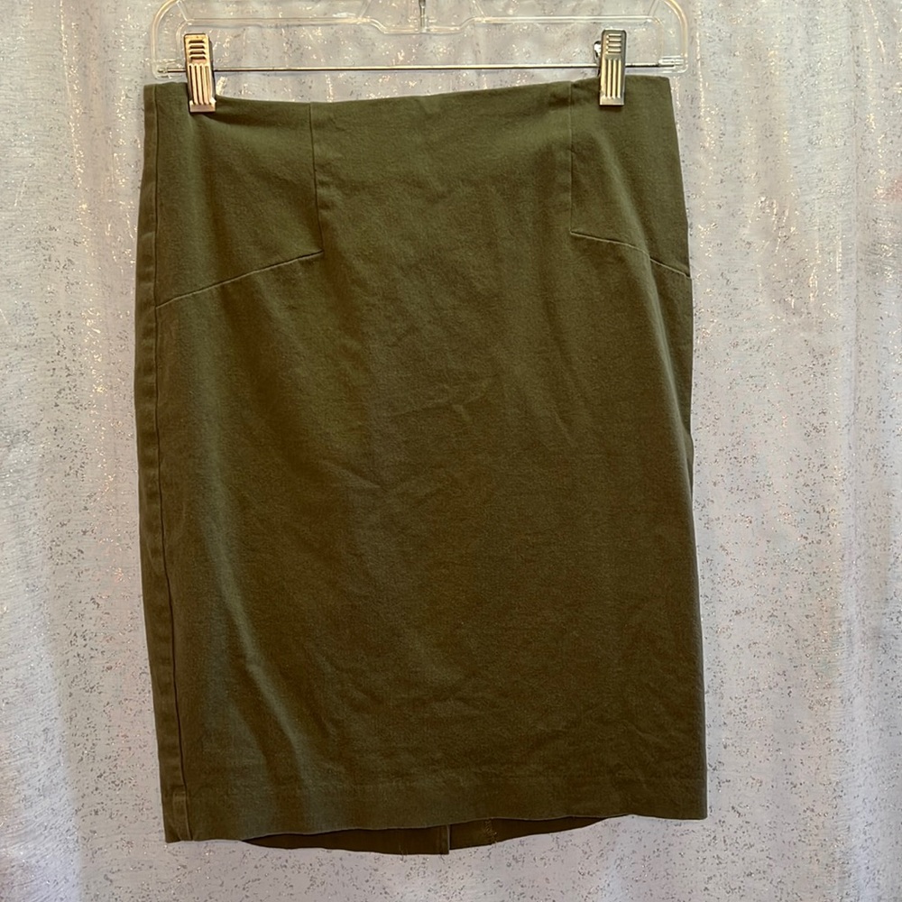 Olive green skirt. Zipper & hook completely in tact. Great to dress up or down.